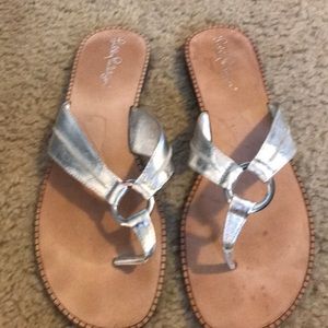 Lilly Pulitzer silver sandals size 9 1/2